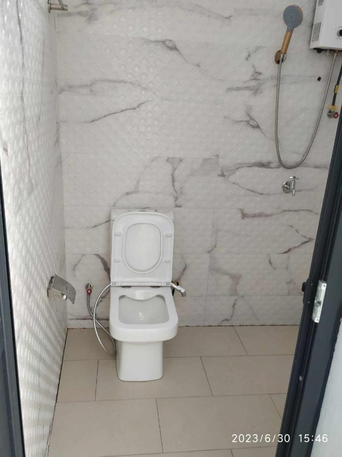 A 7 Villa Quartier Militaire Luaran gambar